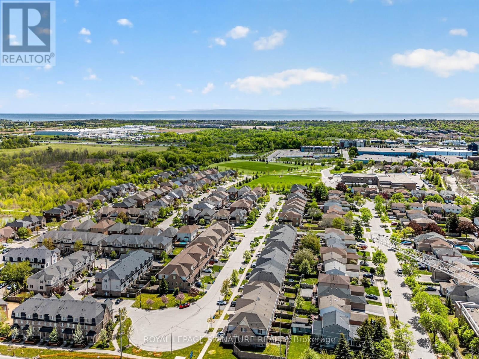 Townhouse at 32 CLAREPARK COURT, Ajax