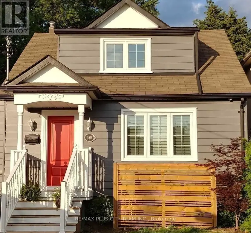 Detached at BSMT - 159 BROOKLAWN AVENUE, Toronto