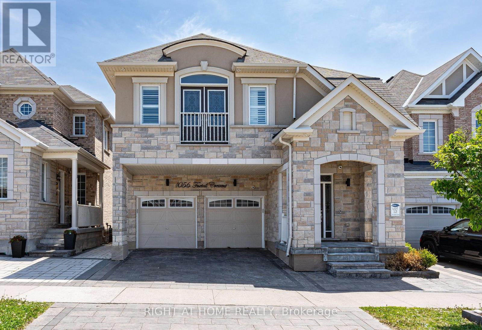 Detached at 1056 FOXTAIL CRESCENT, Pickering