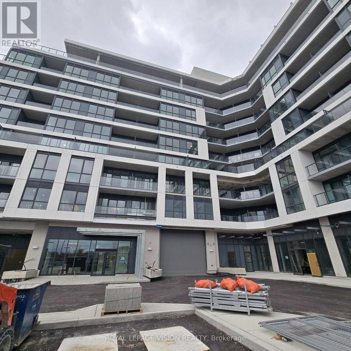 Apartment at 401 - 20 DEANS DRIVE, Toronto