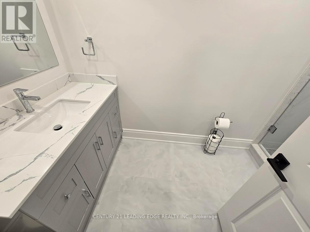 Detached at 14 PORTHCLAIR COURT, Toronto
