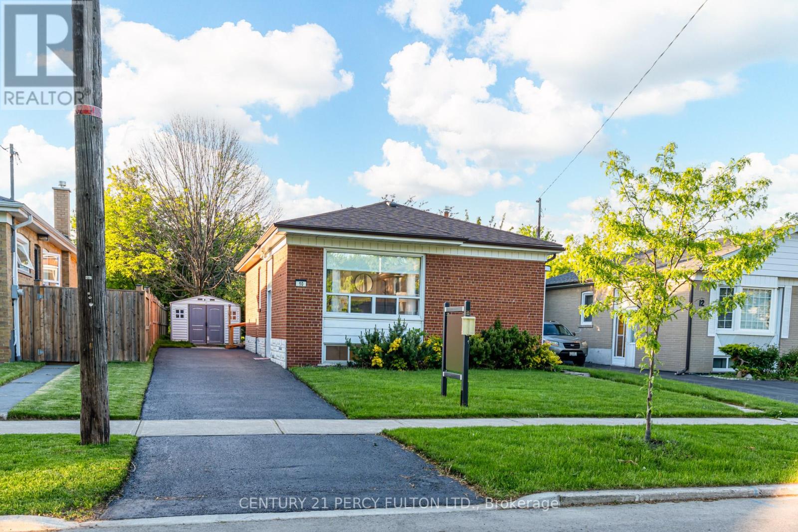 Detached at 10 MENDIP CRESCENT, Toronto (Dorset Park)
