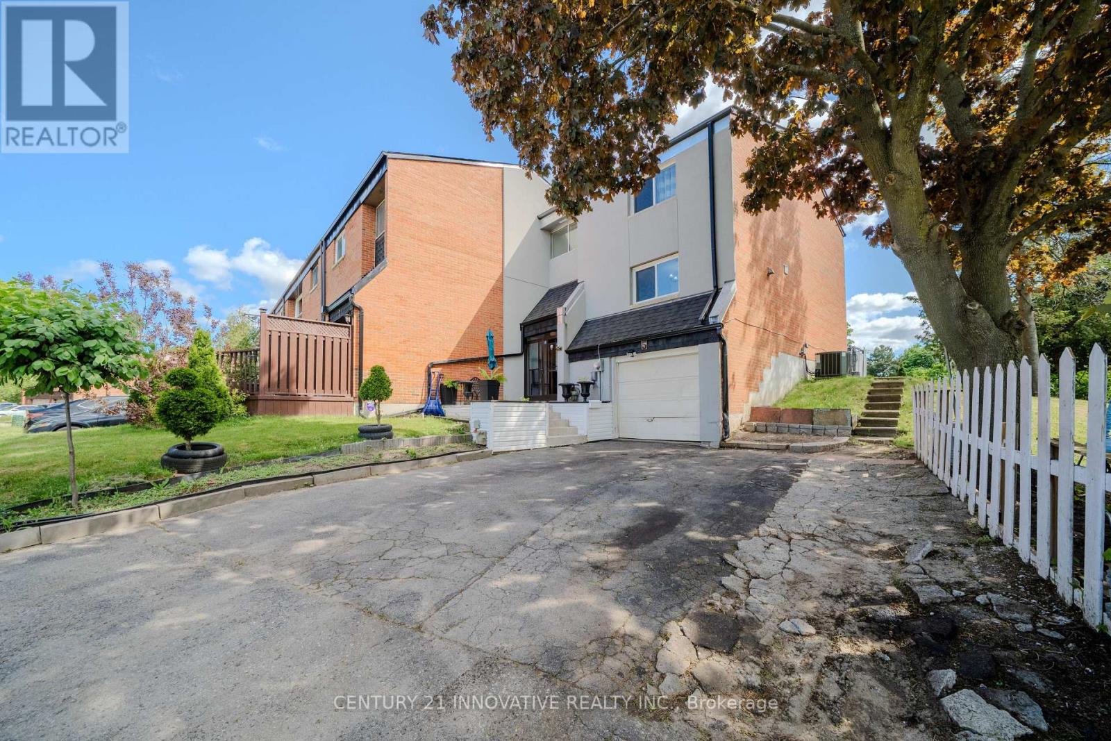 Townhouse at 5 CHEATHAM PLACE, Toronto (Malvern)