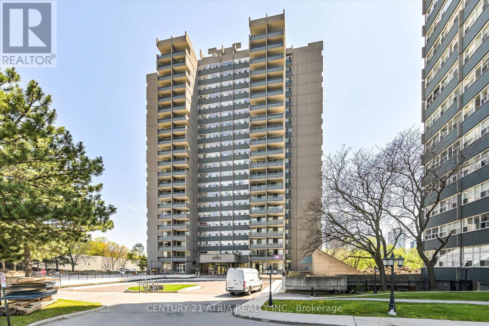 Apartment at 207 - 4101 SHEPPARD AVENUE E, Toronto (Agincourt South-Malvern West)