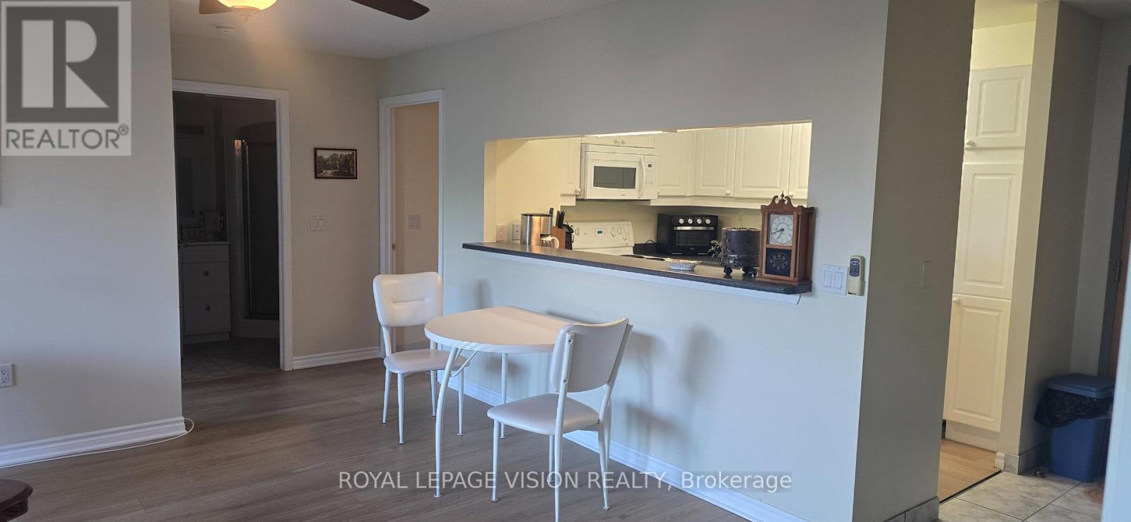 Apartment at 504 - 452 SCARBOROUGH GLF CLUB ROAD, Toronto