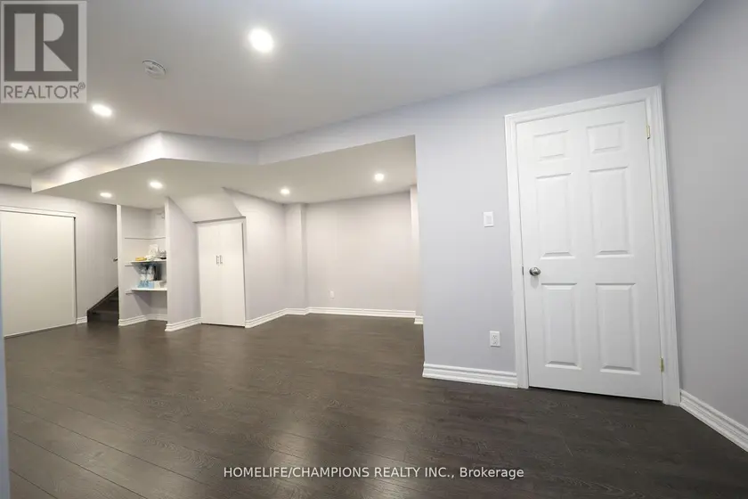 Detached at 5 BELLOTTI CRESCENT, Ajax