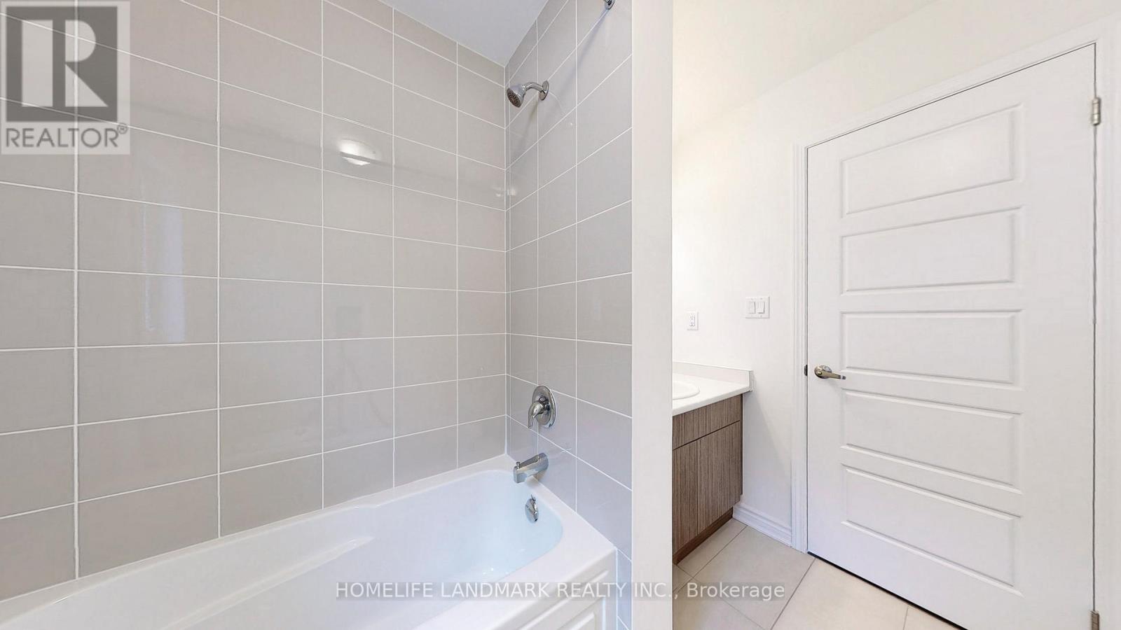 Townhouse at 3312 THUNDERBIRD PROMENADE, Pickering