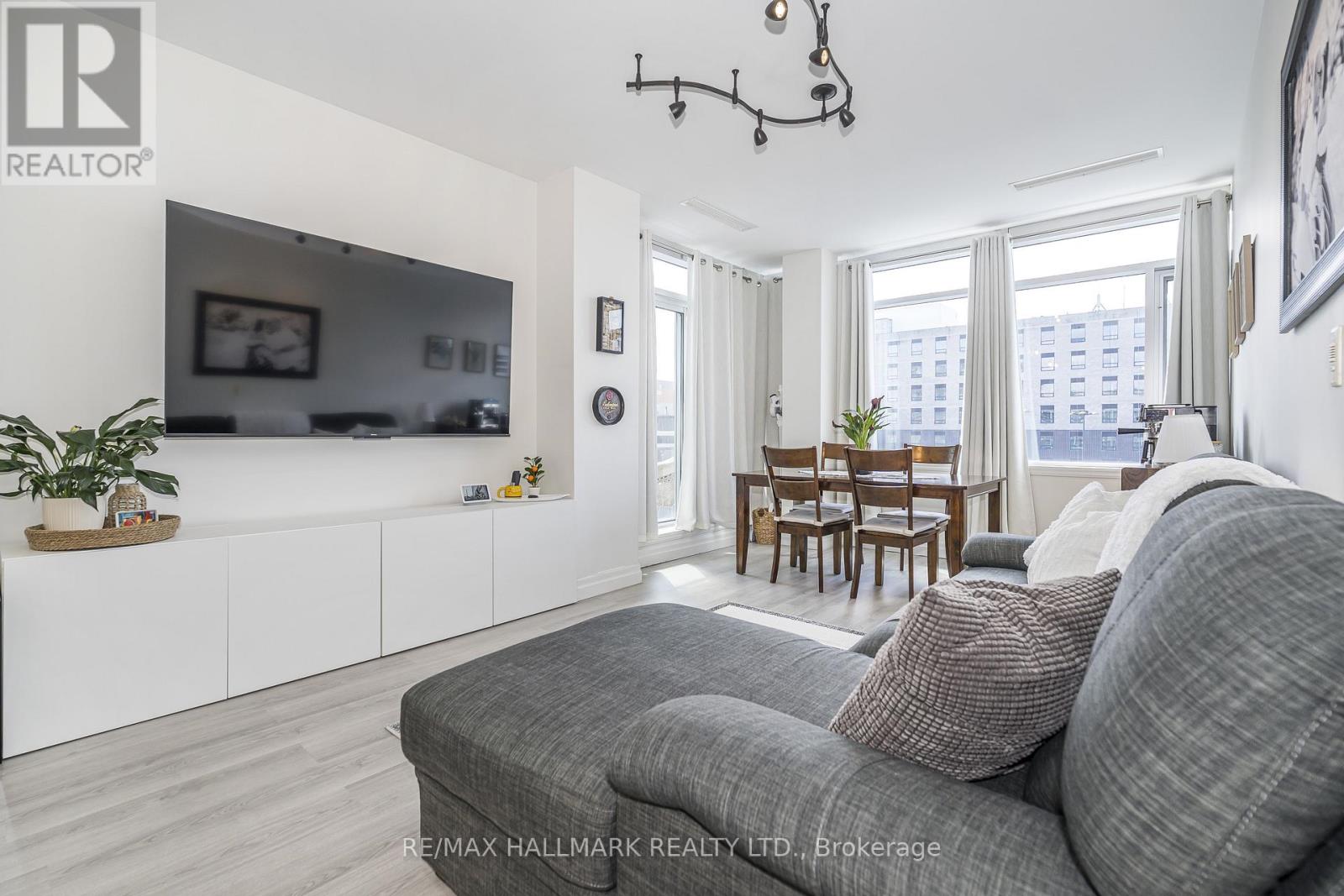 Apartment at 514 - 44 BOND STREET W, Oshawa (O'Neill)