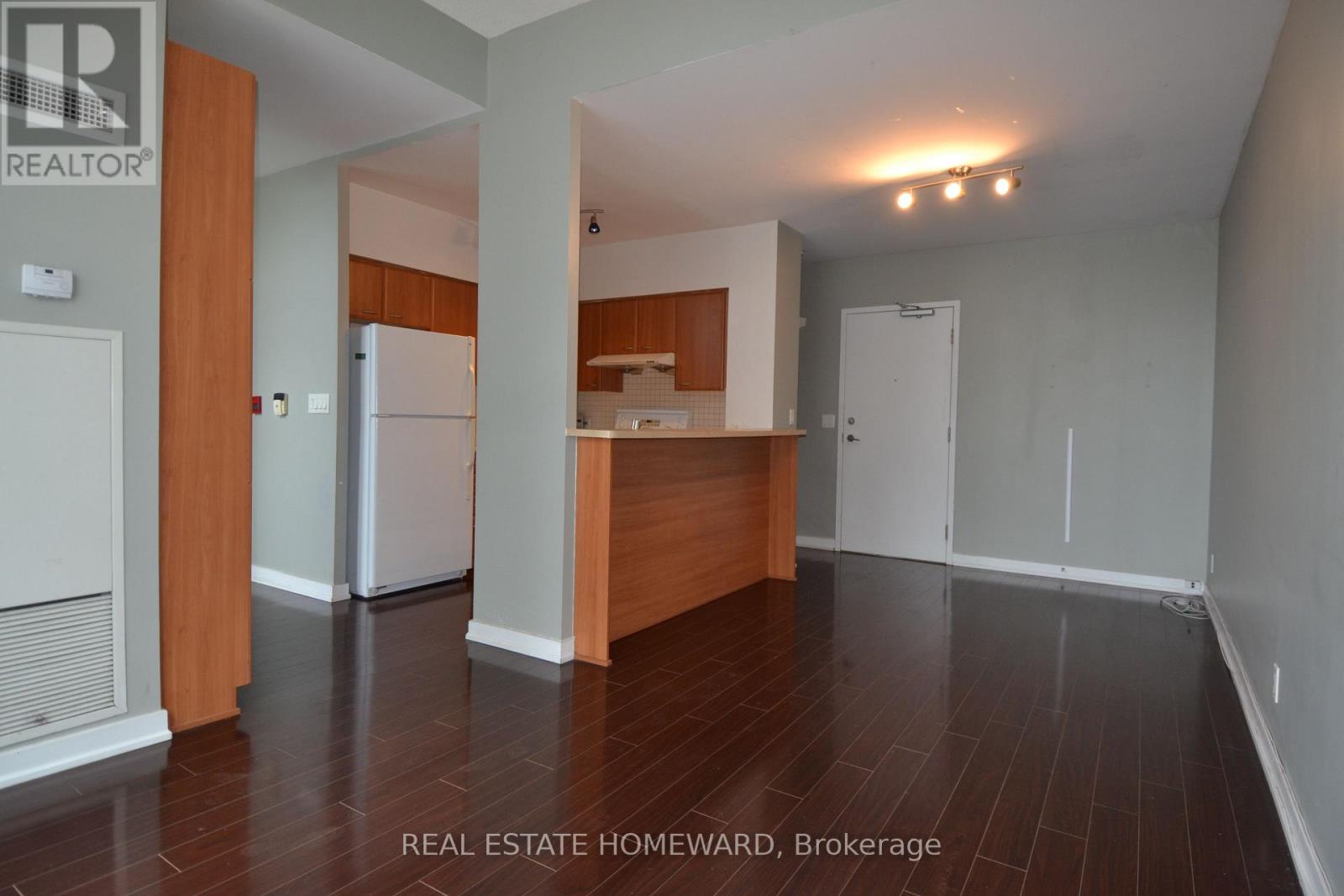 Townhouse at 126 - 38 LEE CENTRE DRIVE, Toronto