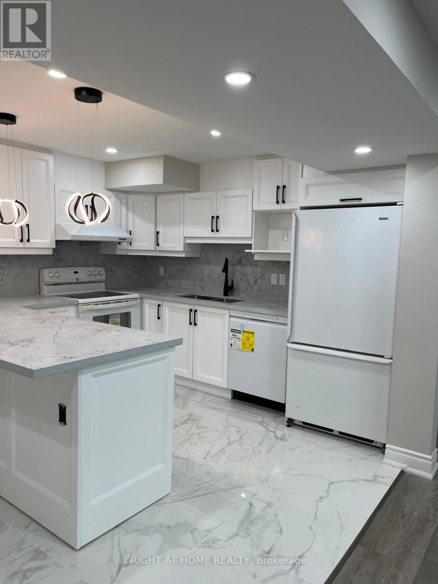 Detached at 9 ANNIE CRESCENT, Ajax