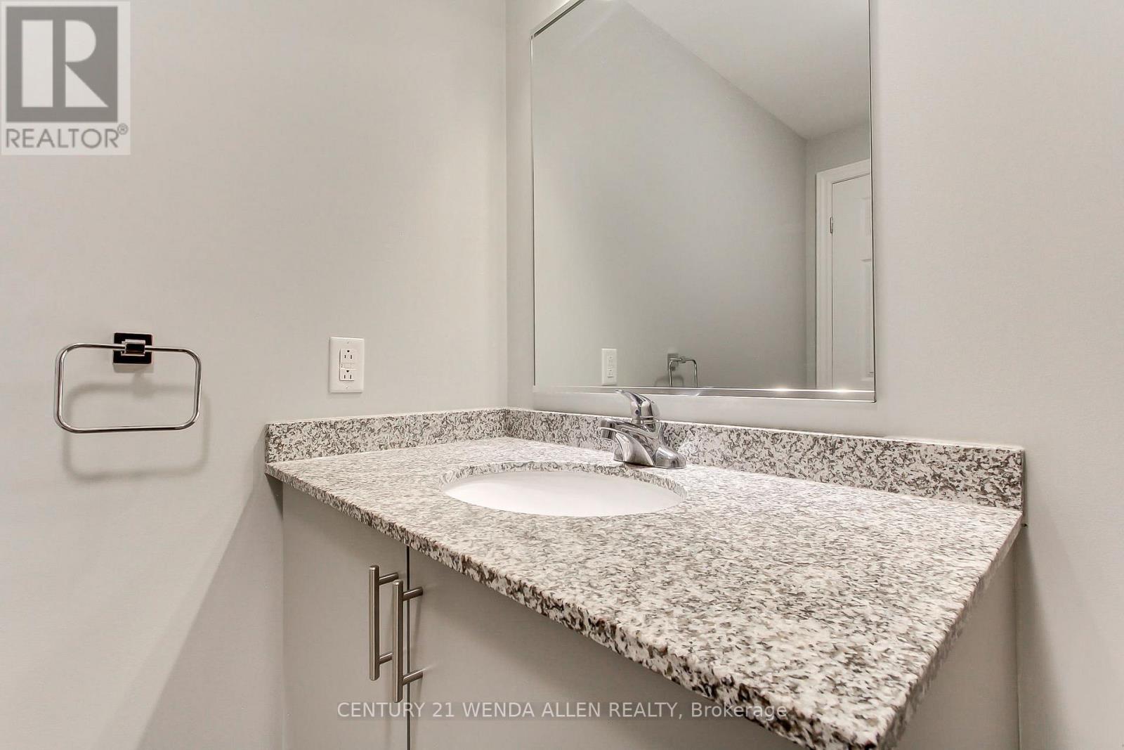 Apartment at 405 - 290 LIBERTY STREET N, Clarington
