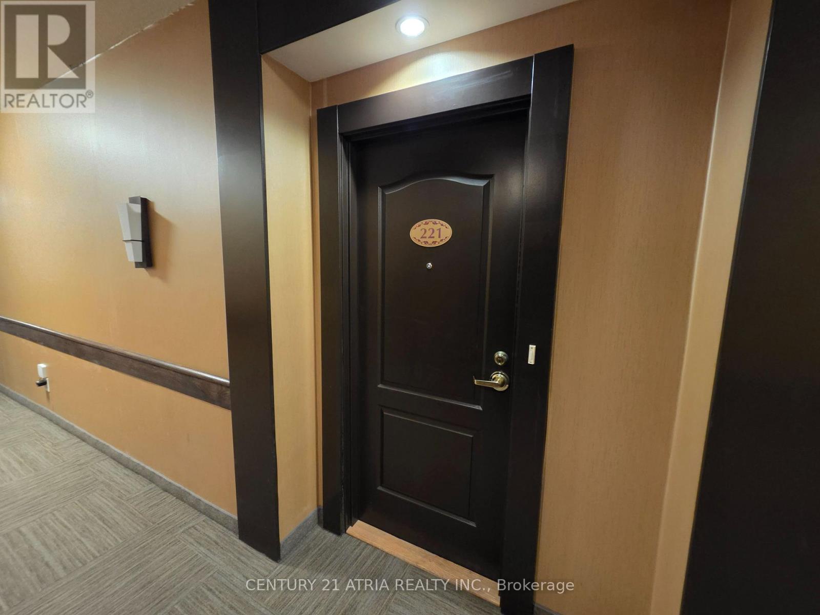 Apartment at 221 - 2020 MCNICOLL AVENUE, Toronto (Milliken)