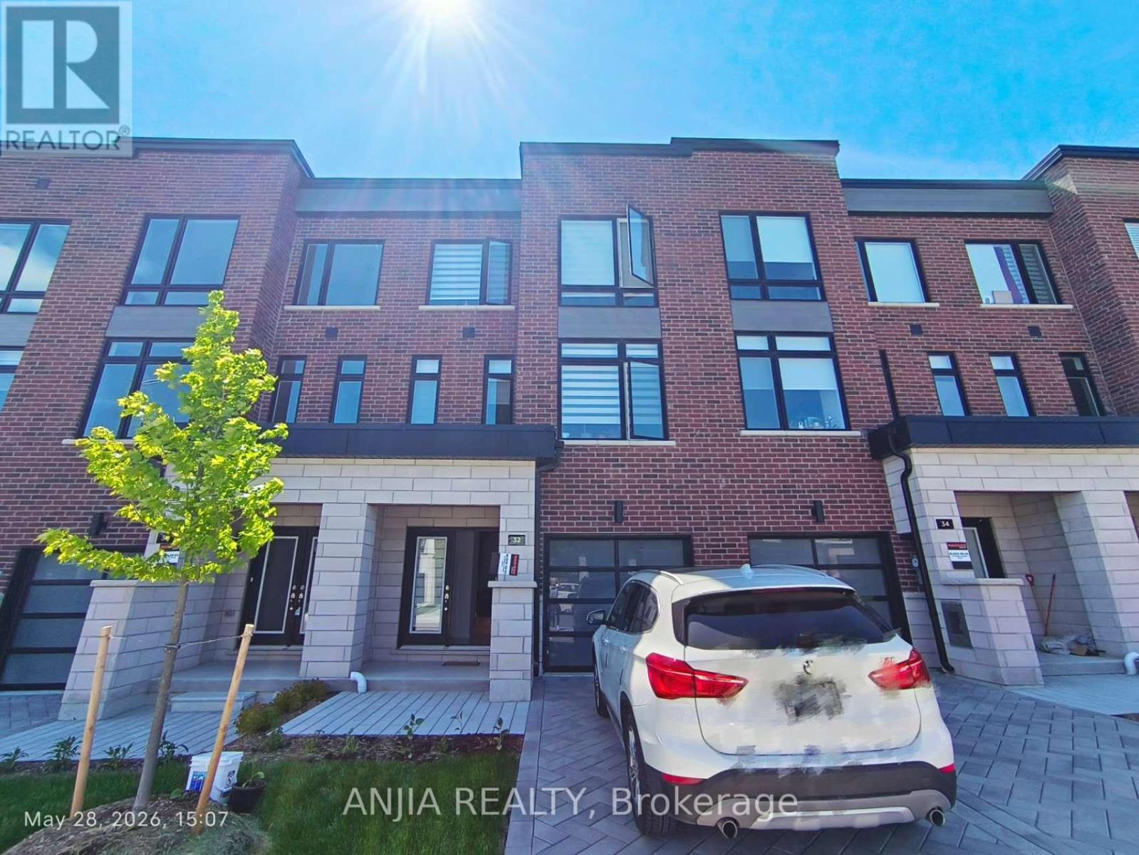 Townhouse at 1FLOOR+BASEMENT - 32 DANIELLE MOORE CIRCLE, Toronto (Bendale)