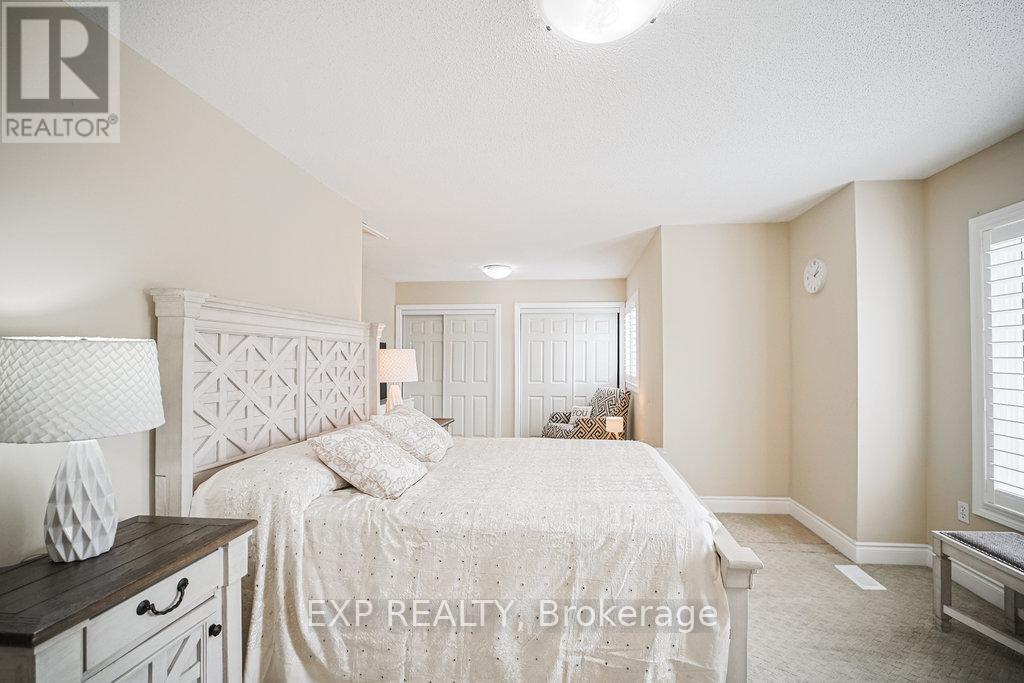 Detached at 2 CARLSON PLACE, Clarington
