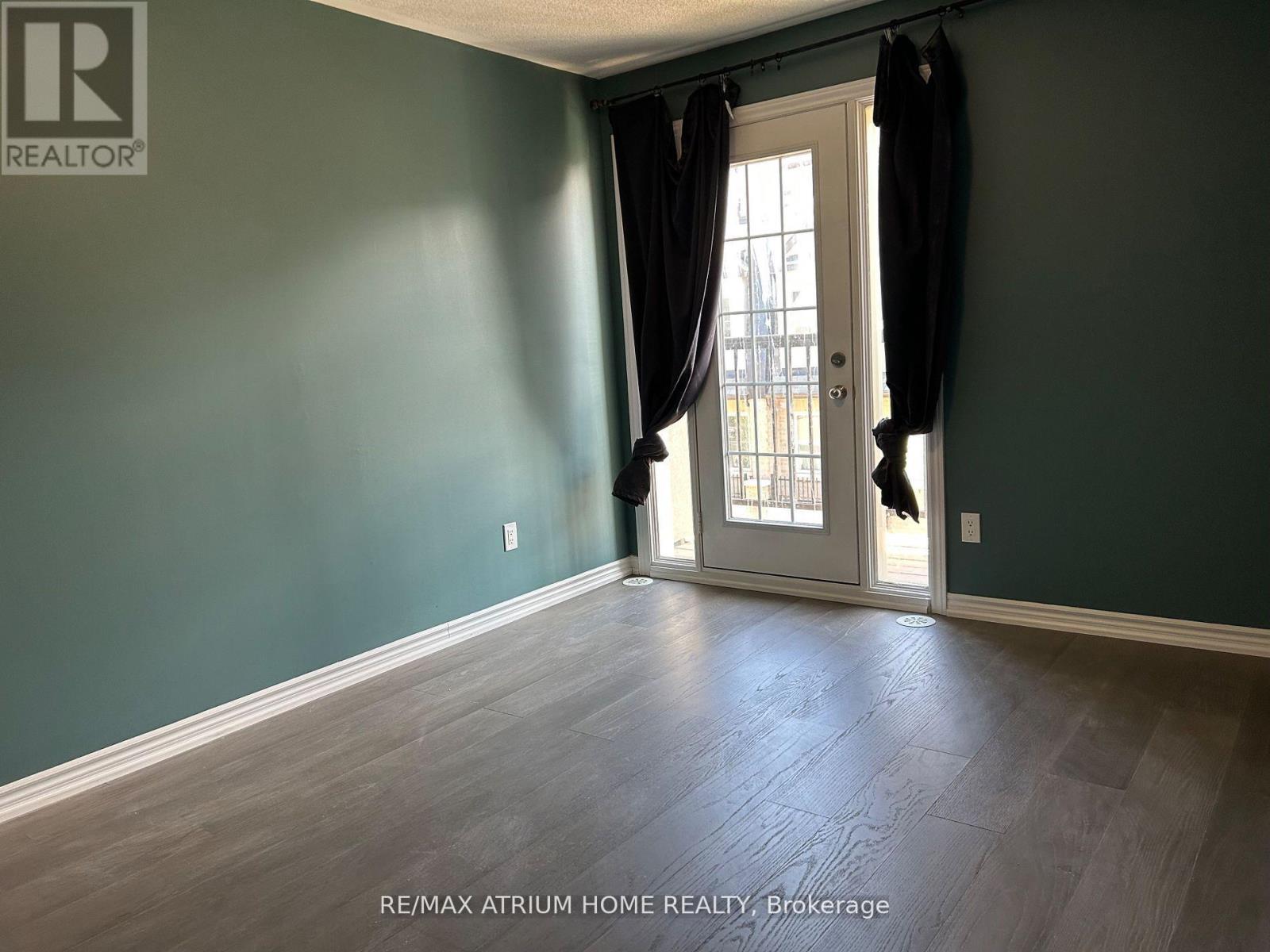 Townhouse at 5 - 1255 BRIDLETOWNE CIRCLE, Toronto