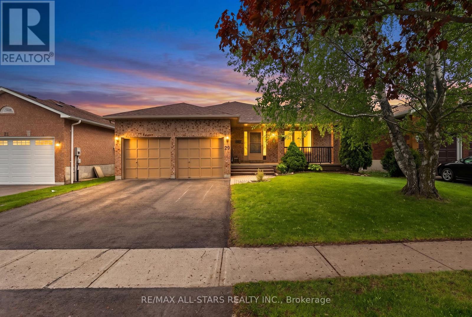 Detached at 29 LAKEVIEW DRIVE, Scugog (Port Perry)