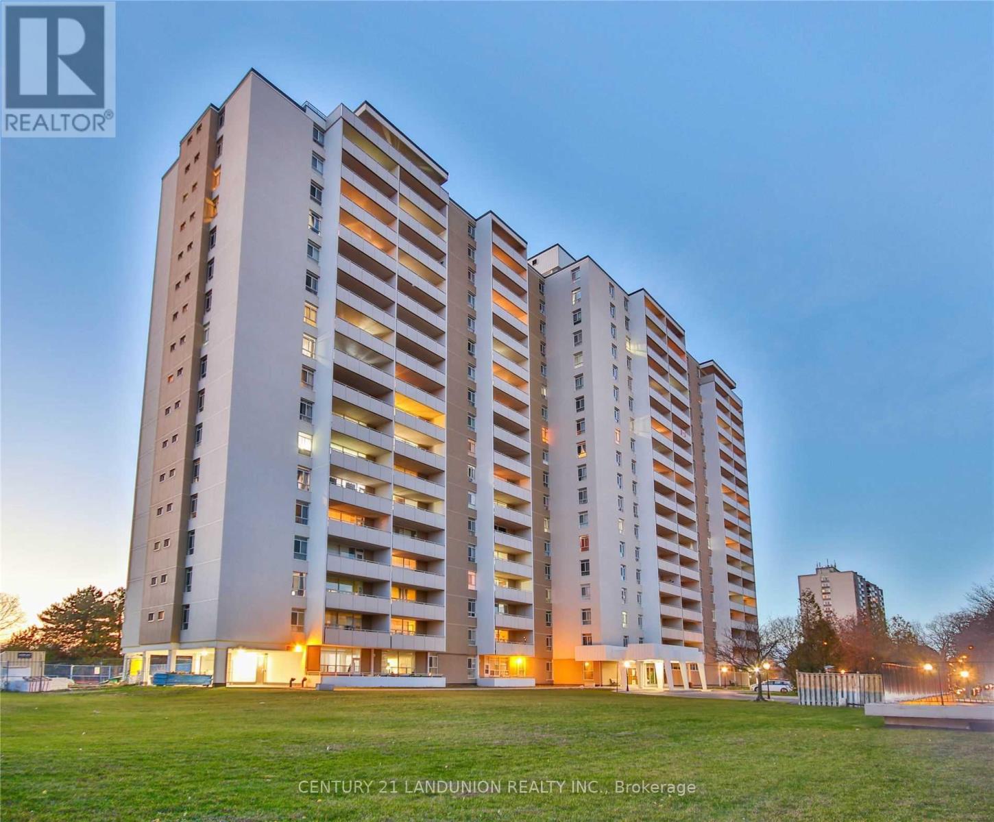 Apartment at 1706 - 2550 PHARMACY AVENUE, Toronto (L'Amoreaux)