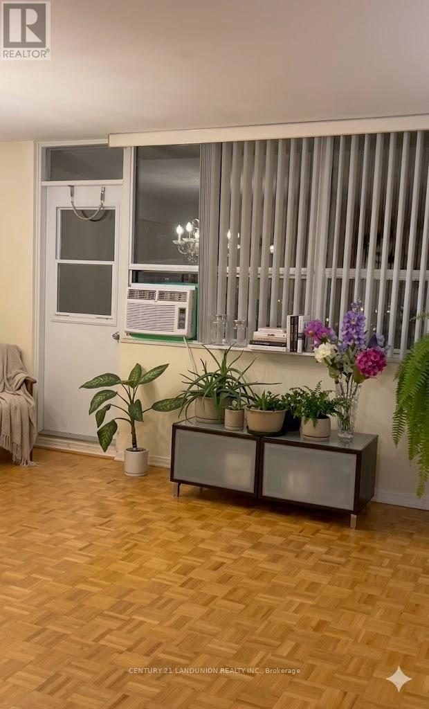 Apartment at 1706 - 2550 PHARMACY AVENUE, Toronto