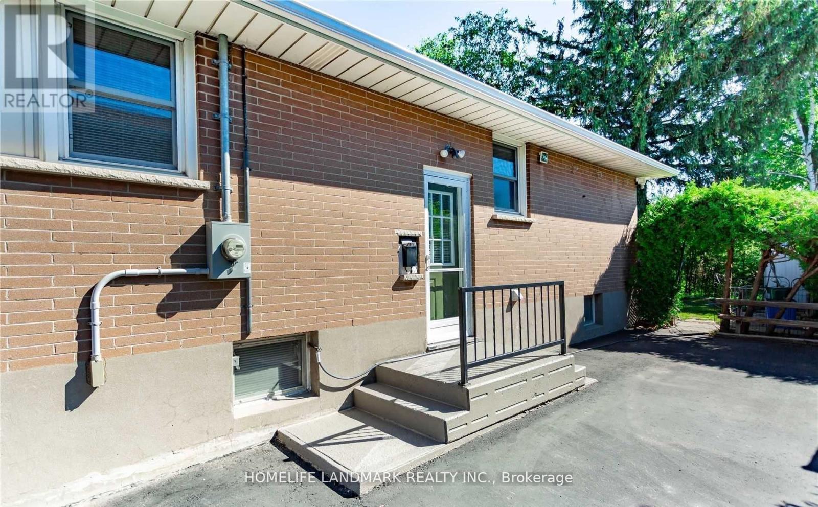 Detached at BASEMNT - 615 GIBBONS STREET, Oshawa