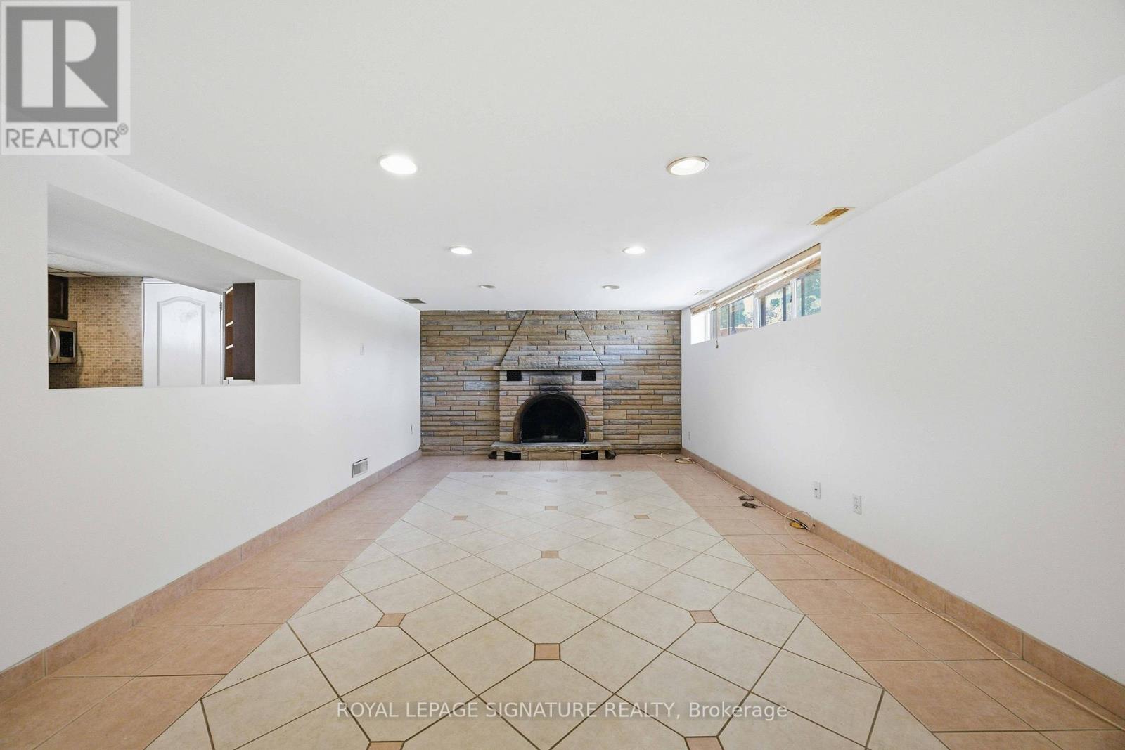 Detached at 37 IVORWOOD CRESCENT, Toronto