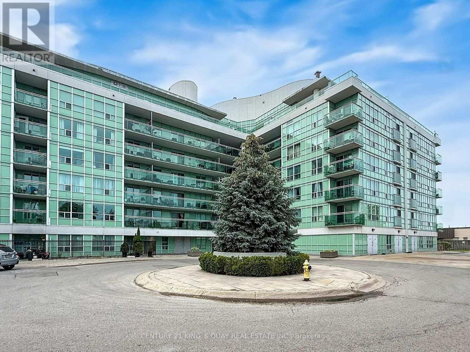 Apartment at 227 - 60 FAIRFAX CRESCENT, Toronto (Clairlea-Birchmount)