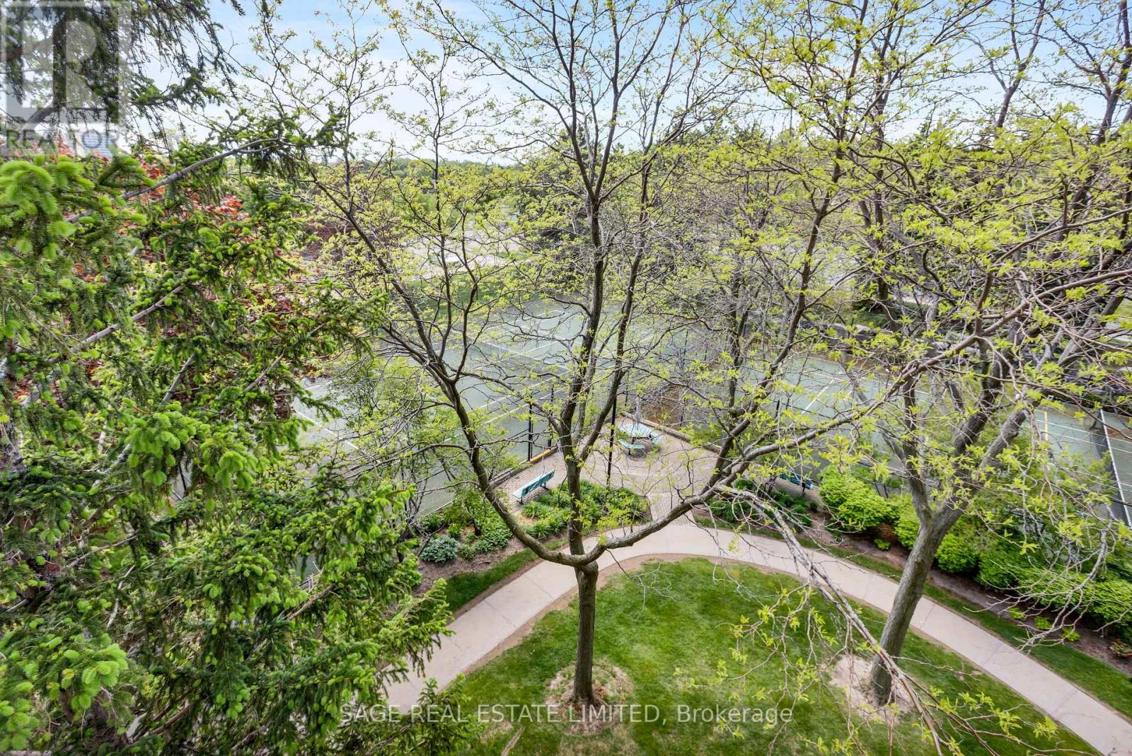 Apartment at 525 - 10 GUILDWOOD PARKWAY, Toronto
