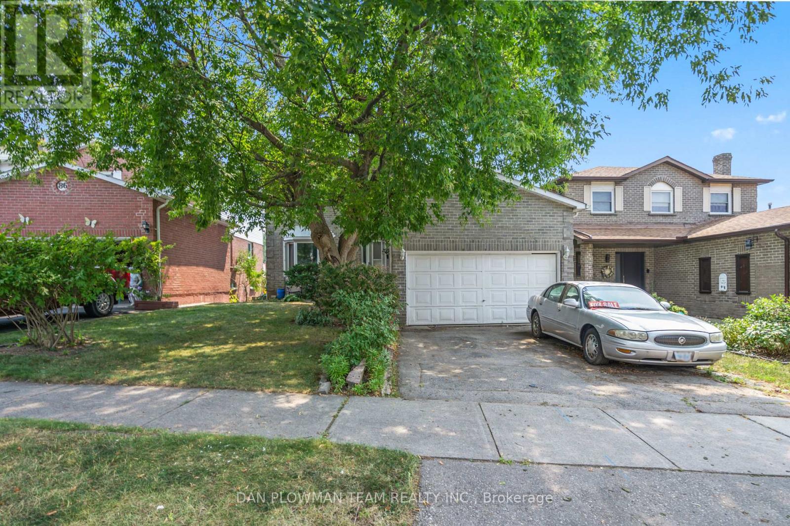 Detached at 84 LONG DRIVE, Whitby (Blue Grass Meadows)