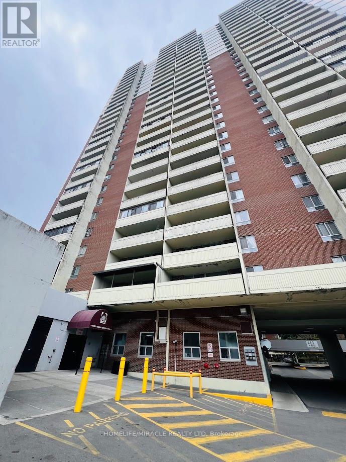 Apartment at 1108 - 5 MASSEY SQUARE, Toronto (Crescent Town)