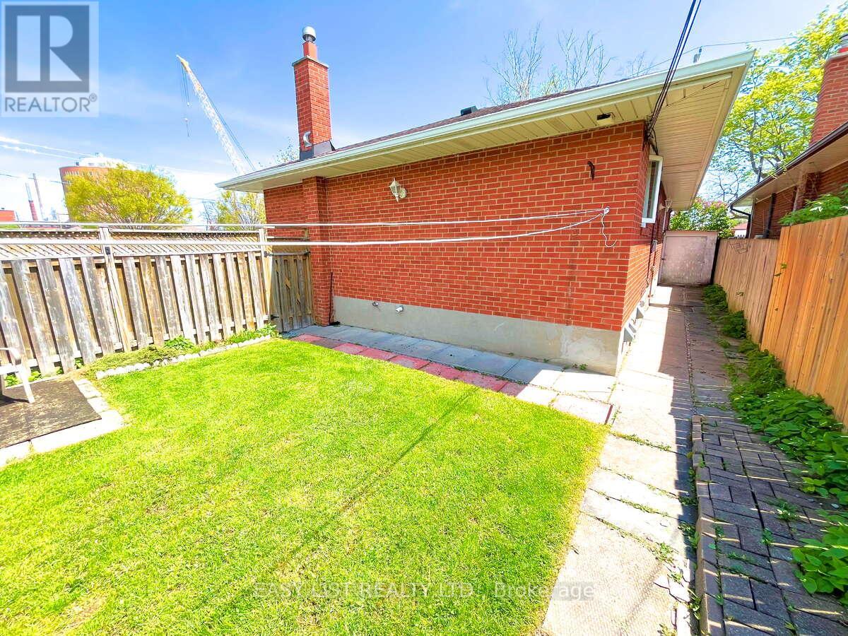 Detached at 57 KILBRIDE ROAD, Toronto