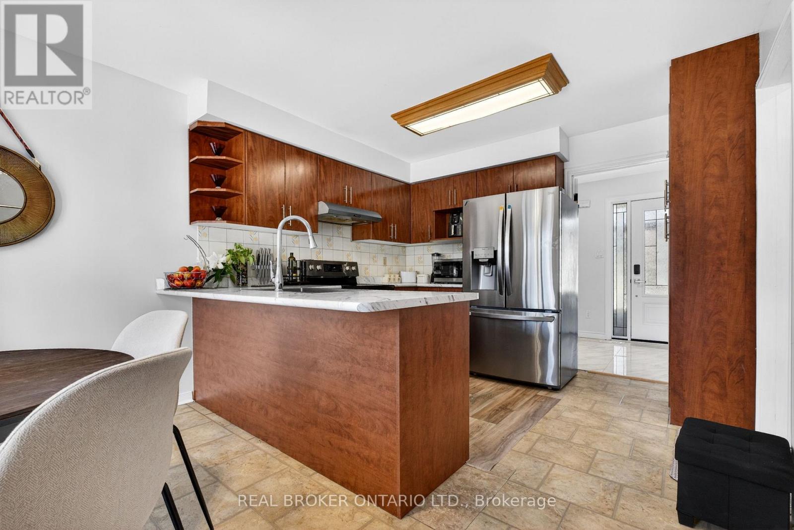 Townhouse at 1523 BENTLEY LANE, Pickering