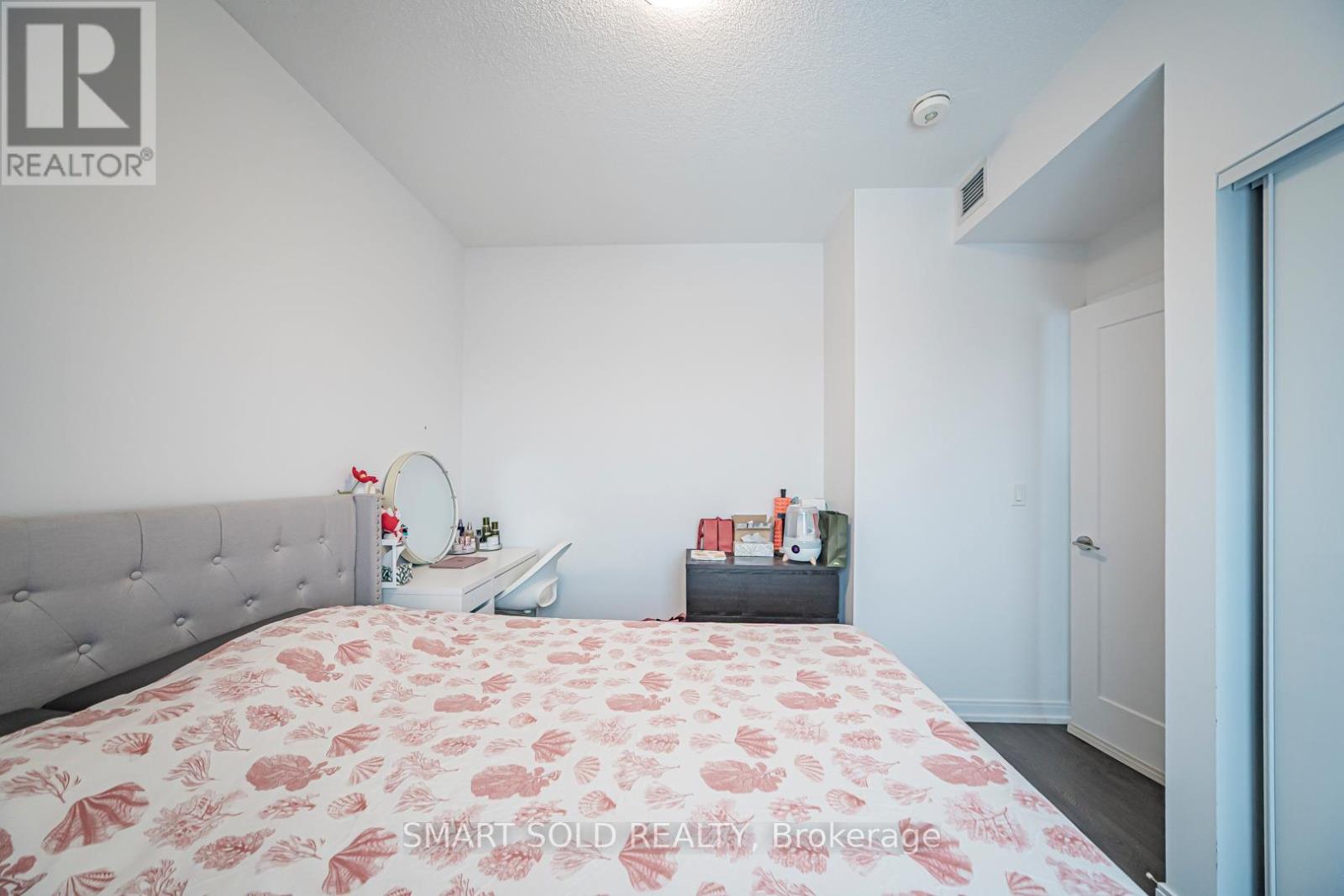 Apartment at 2918 - 275 VILLAGE GREEN SQUARE, Toronto