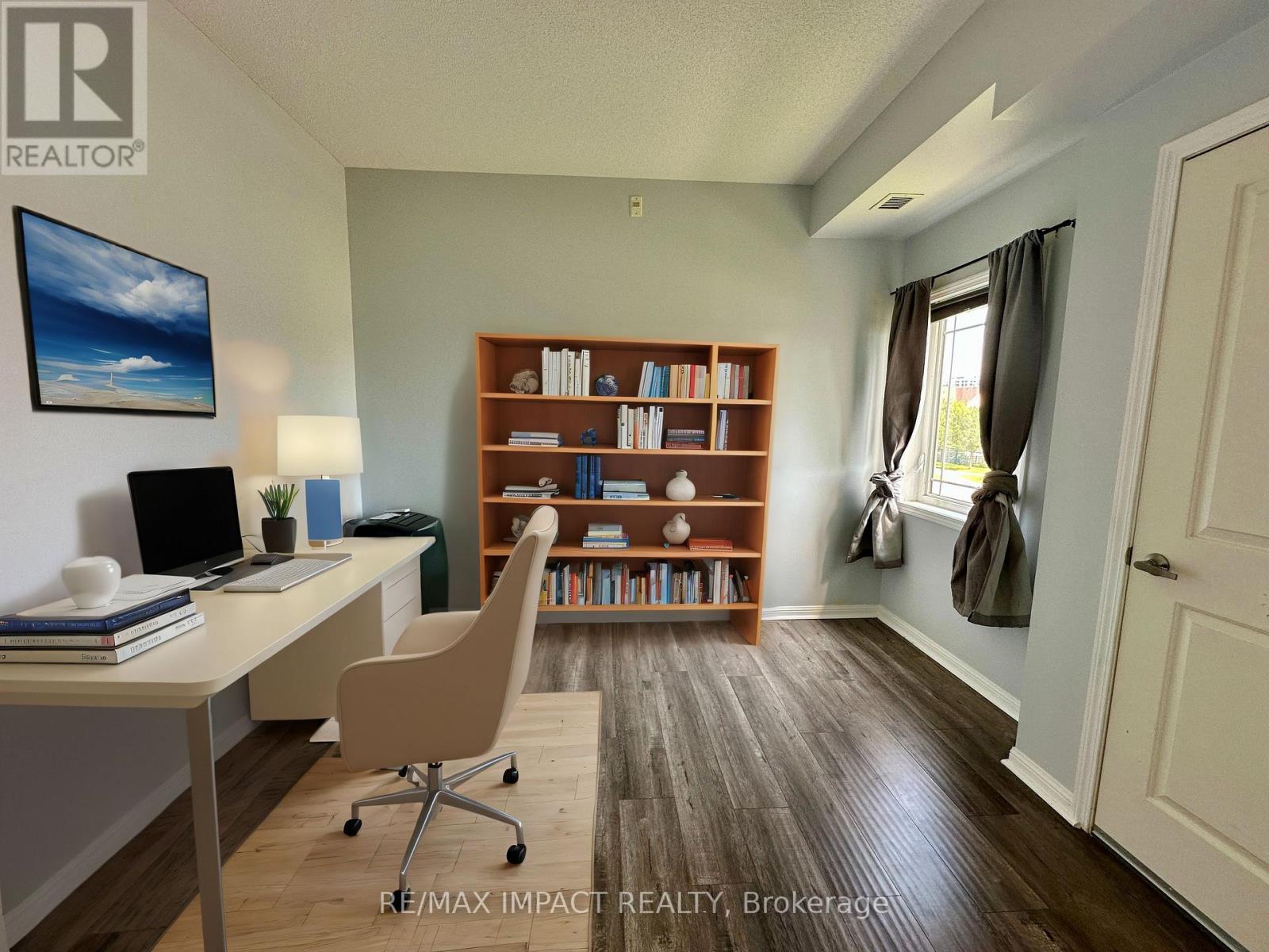 Apartment at 104 - 1 SIDNEY LANE, Clarington