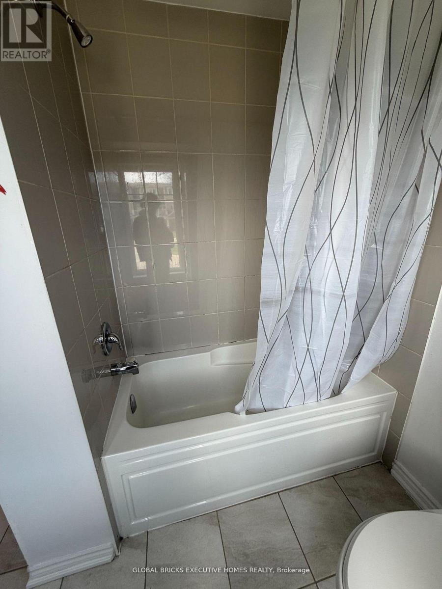 Townhouse at 130 - 2500 HILLRISE COURT, Oshawa