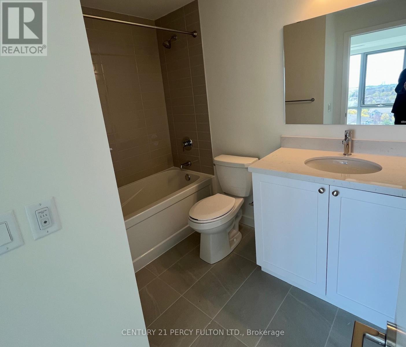 Apartment at 1206 - 51 CLARINGTON BOULEVARD, Clarington