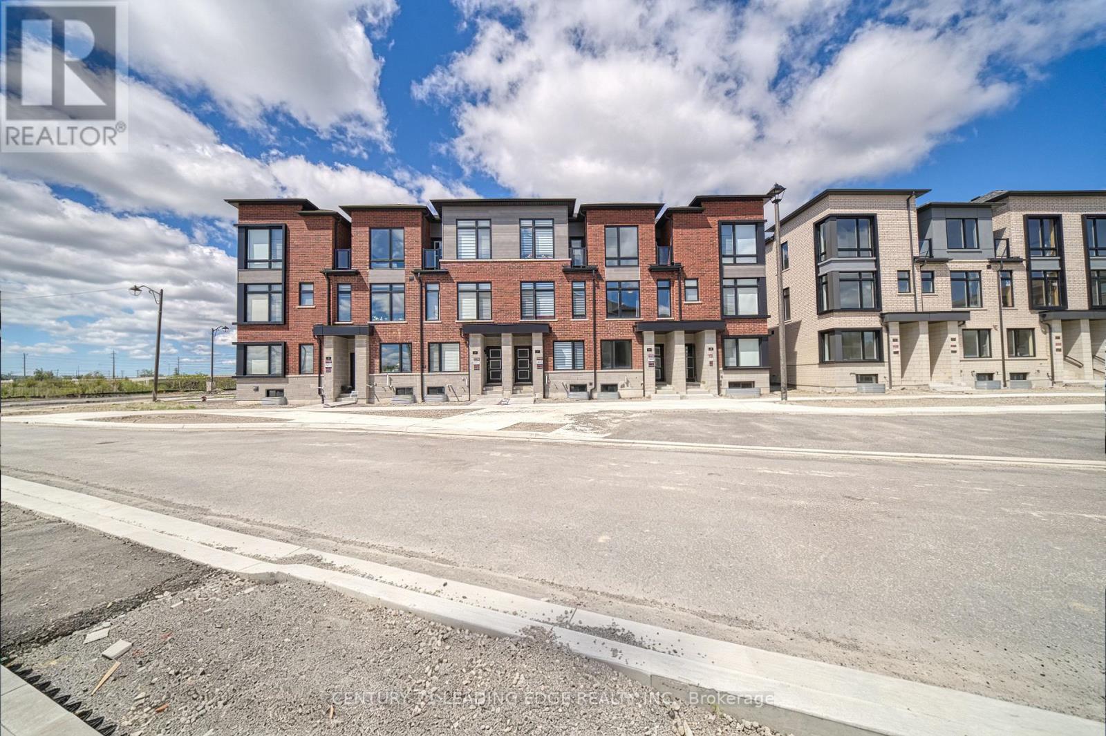 Townhouse at 25 PLUTO WAY, Whitby