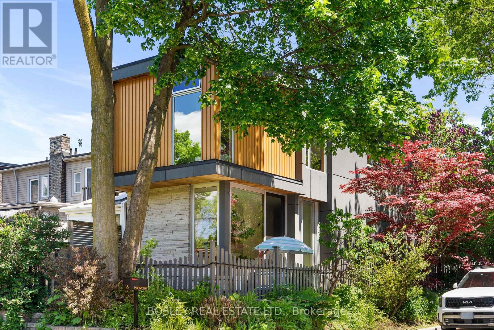 Semi-Detached/Link at 16 DOROTHY STREET, Toronto