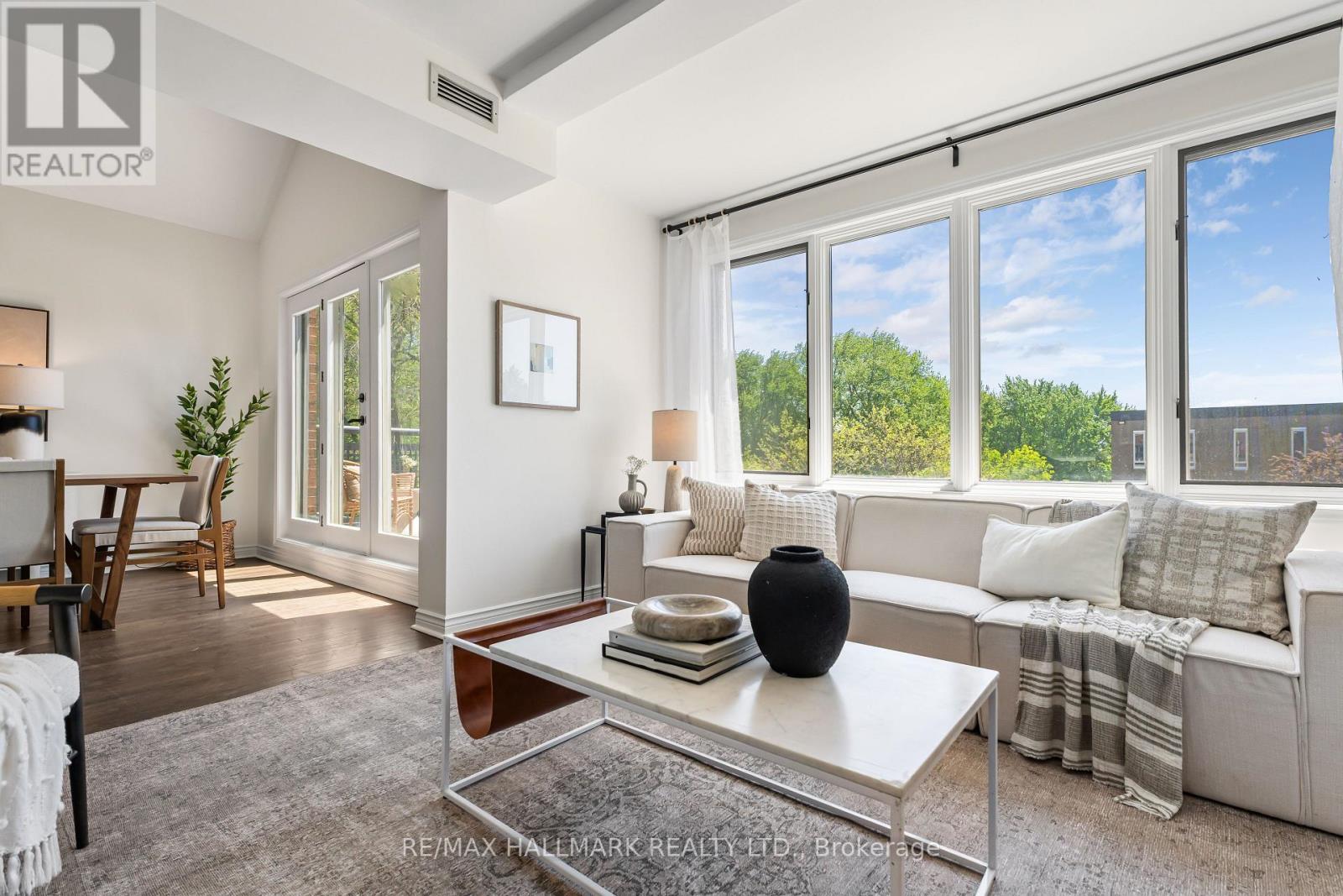 Apartment at 305 - 1941 QUEEN STREET E, Toronto