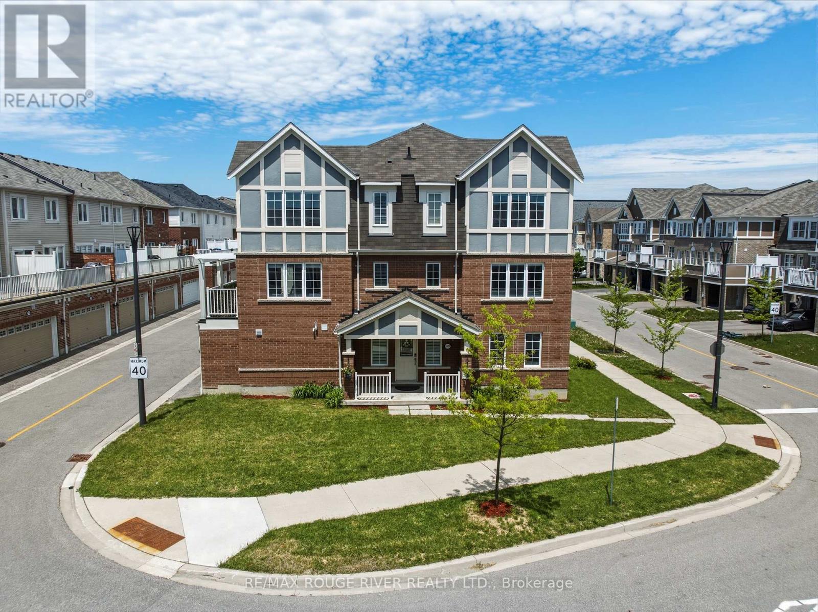 Townhouse at 2402 FALL HARVEST CRESCENT, Pickering