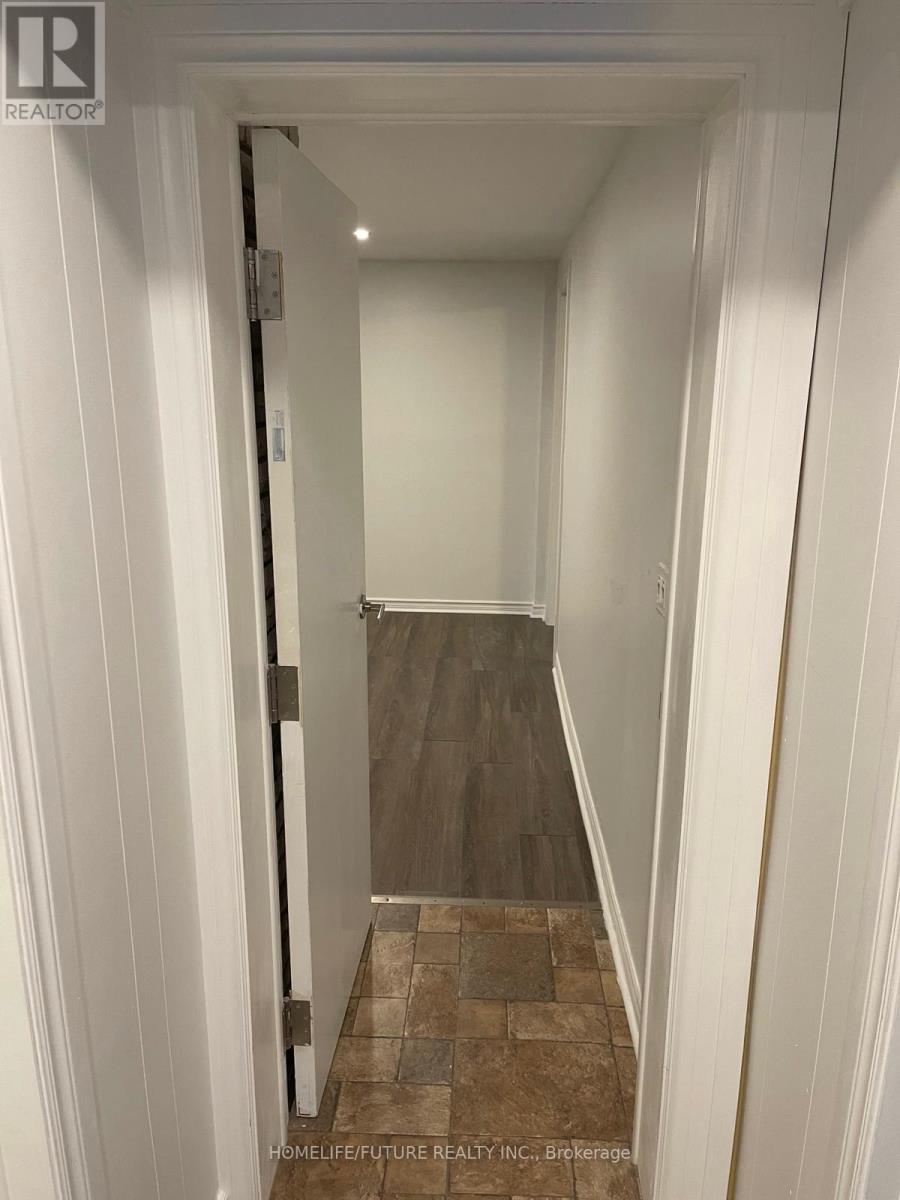 Detached at BSMT - 52 FALAISE ROAD, Toronto