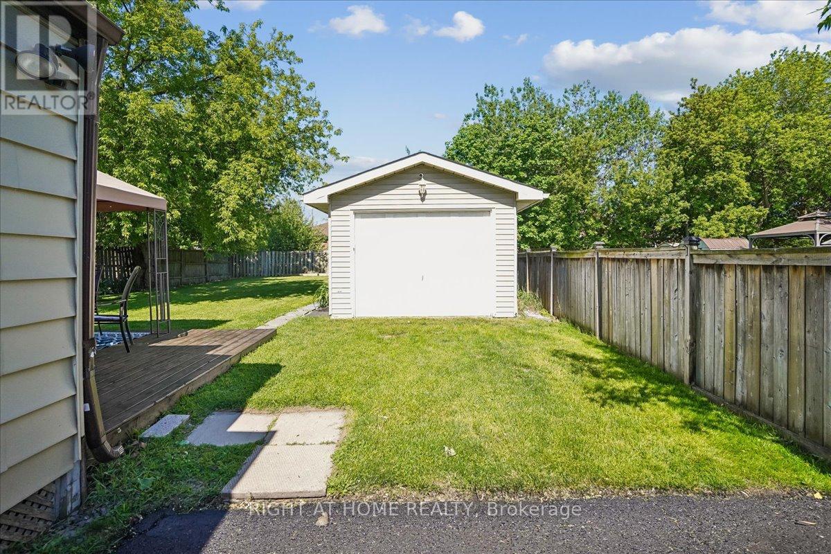 Detached at 809 ROWENA STREET, Oshawa