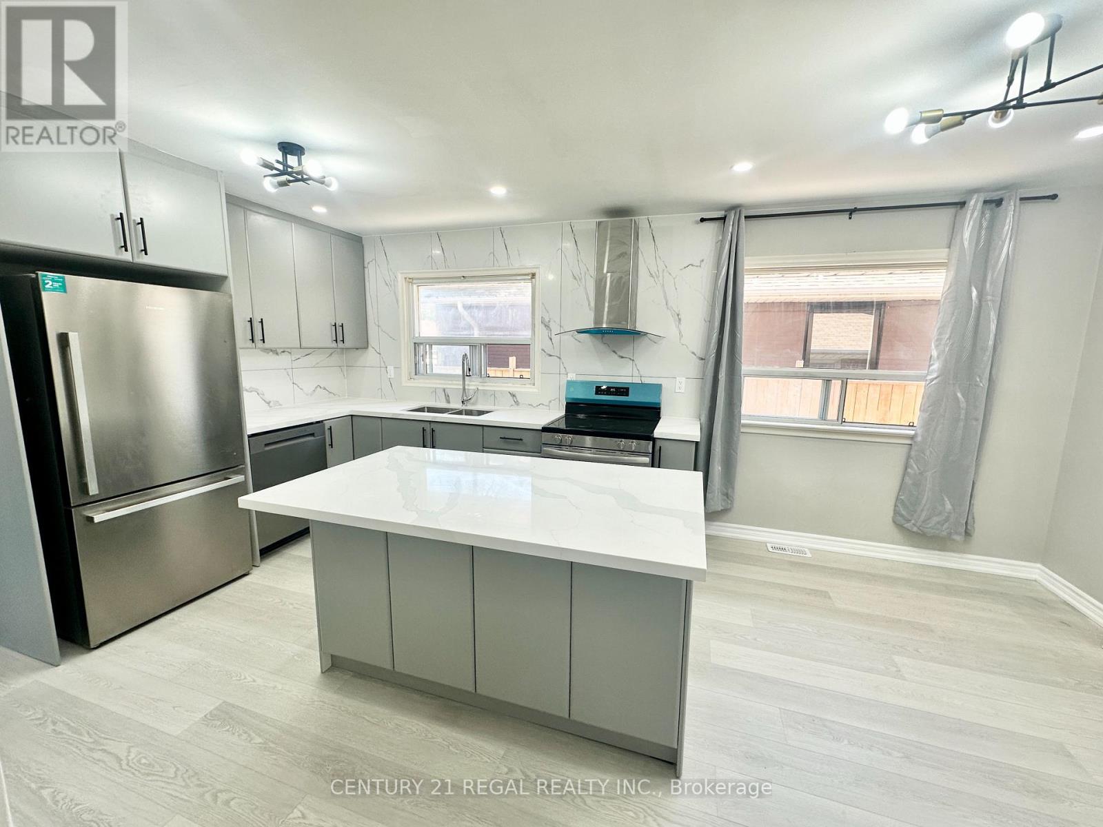 Detached at MAIN - 14 REDDINS ROAD, Toronto (Wexford-Maryvale)