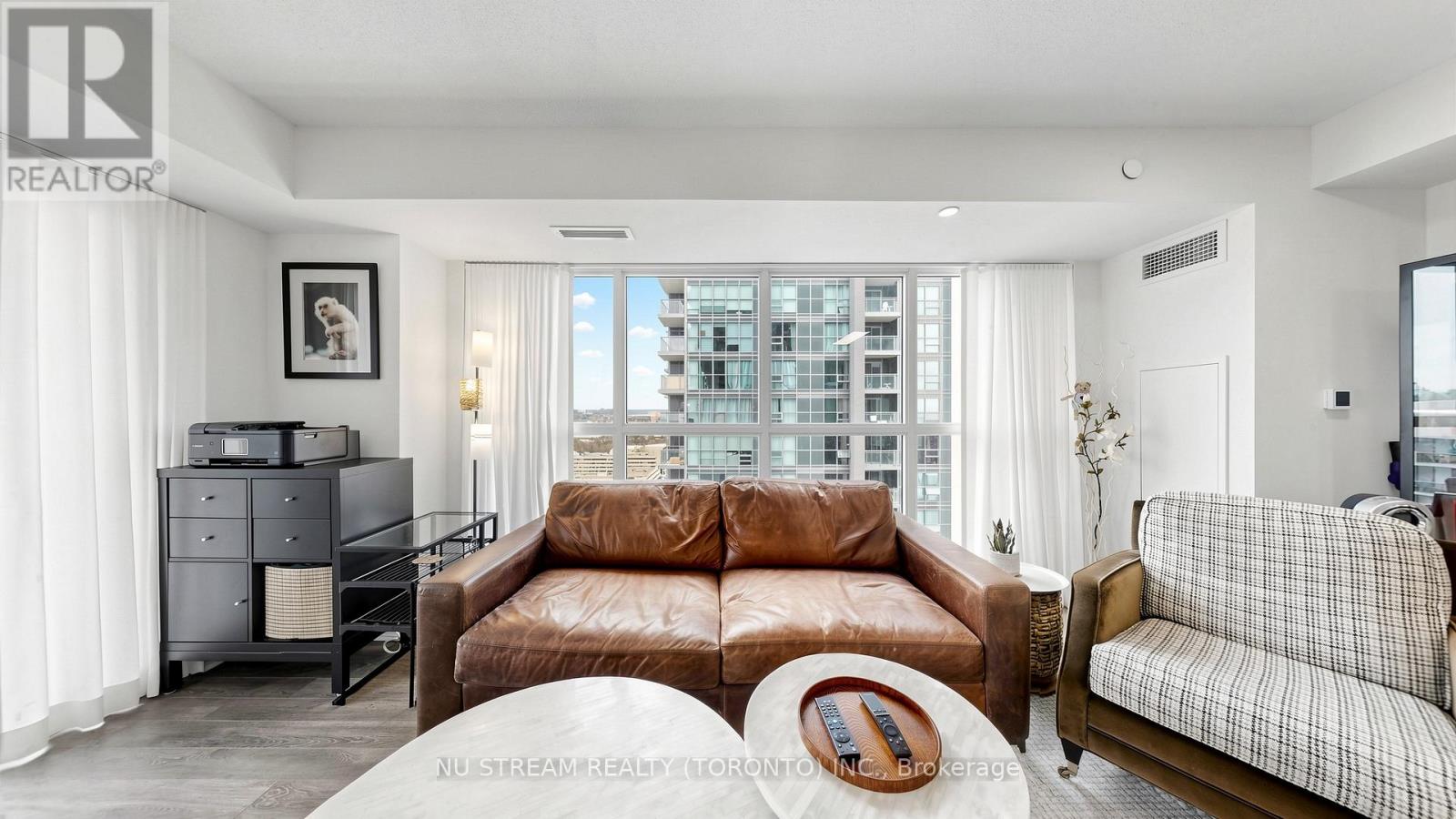 Apartment at 2109 - 20 MEADOWGLEN PLACE, Toronto
