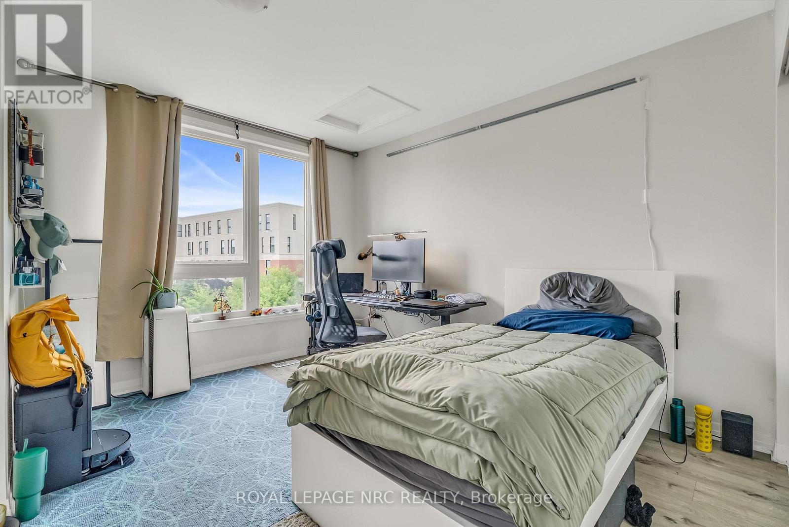 Townhouse at 1670 PLEASURE VALLEY PATH, Oshawa