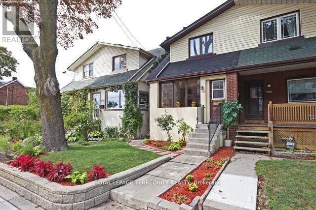 Townhouse at BSMT - 1760 QUEEN STREET E, Toronto