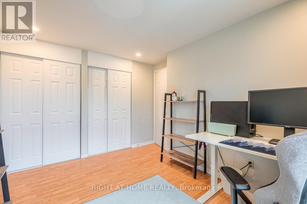 Semi-Detached/Link at 37 MCKNIGHT DRIVE, Toronto