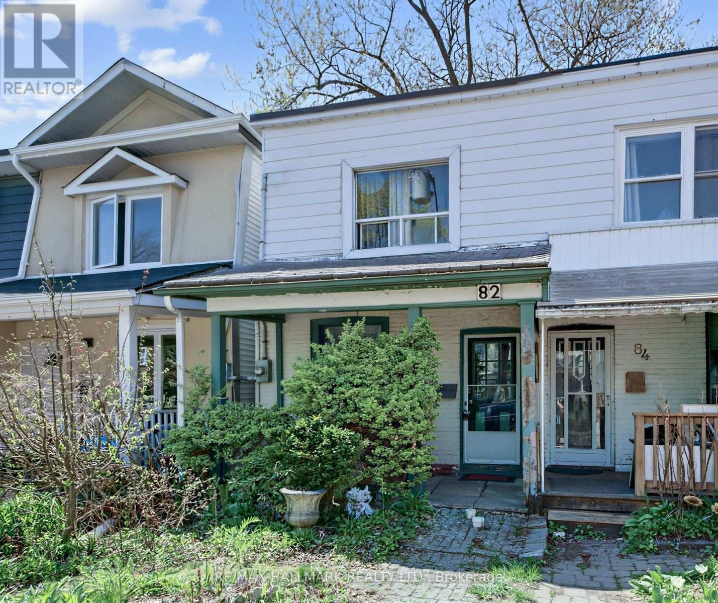 Semi-Detached/Link at 82 MURIEL AVENUE, Toronto