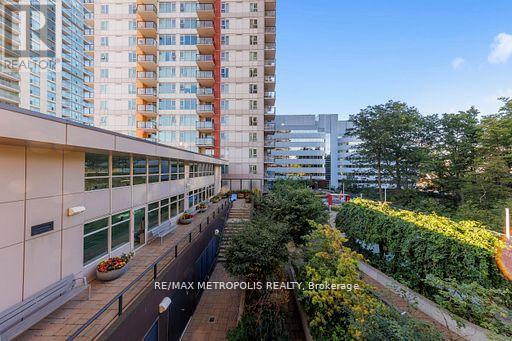 Apartment at 611 - 190 BOROUGH DRIVE, Toronto