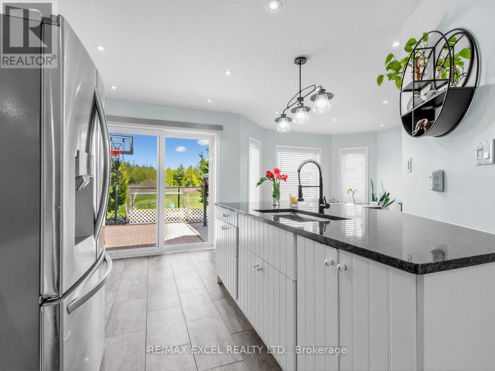 Semi-Detached/Link at 764 CRAIGHURST COURT, Pickering