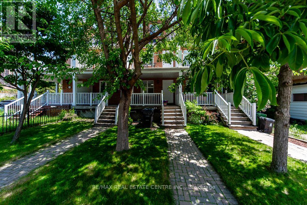 Townhouse at 123 ENDERBY ROAD, Toronto (East End-Danforth)