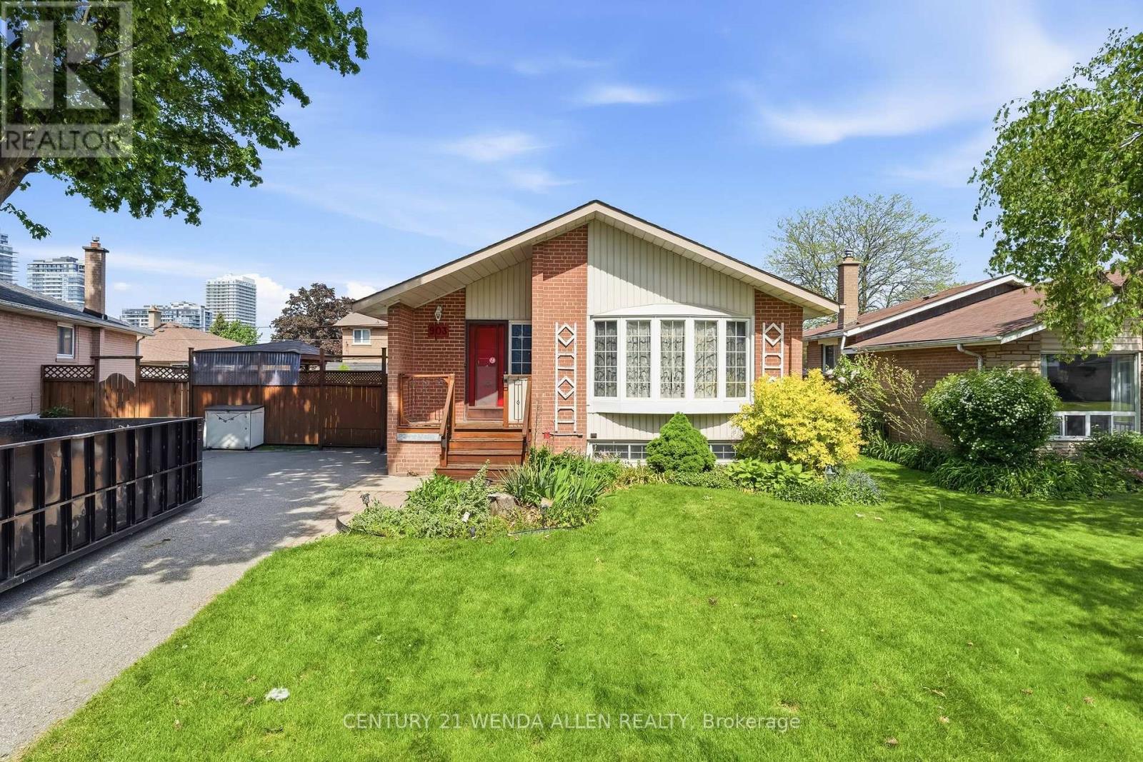 Detached at 903 GRENOBLE BOULEVARD, Pickering